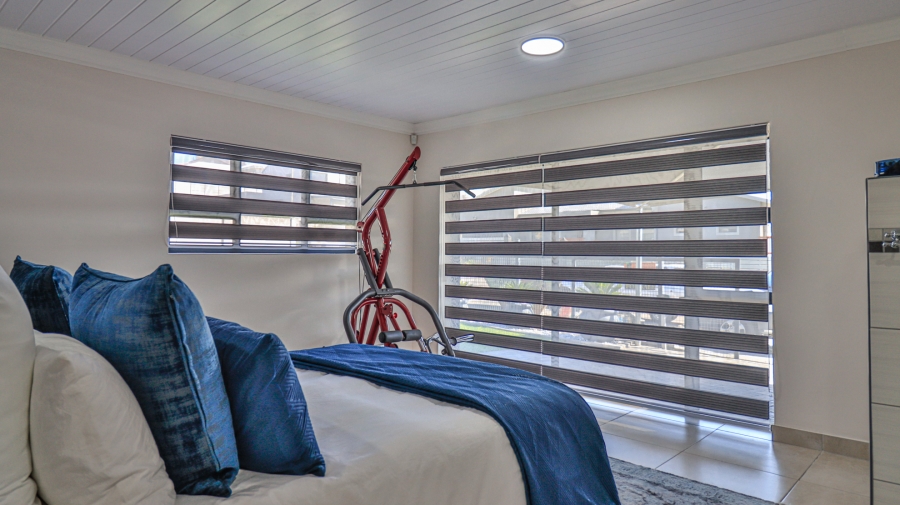 4 Bedroom Property for Sale in Seemeeu Park Western Cape